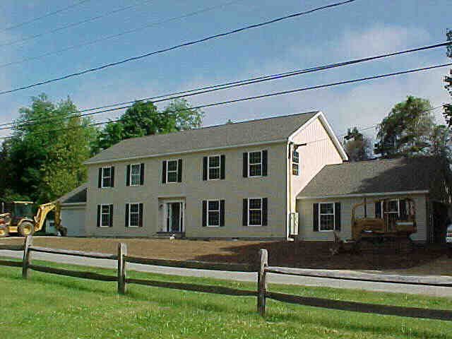 Building photograph for 10 INDIAN CAVE ROAD